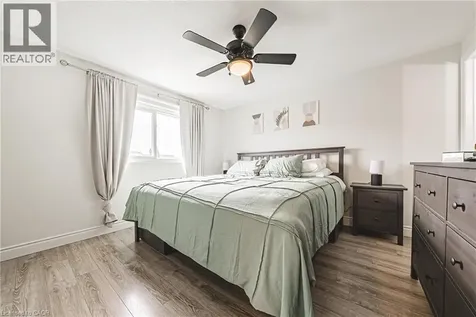 16 Apex Court Stoney Creek ON L8J 1J2