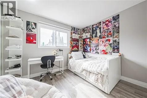 16 Apex Court Stoney Creek ON L8J 1J2