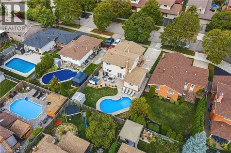 16 Apex Court Stoney Creek ON L8J 1J2