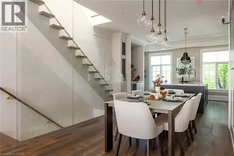 211 Church Street Oakville ON L6J 1N4