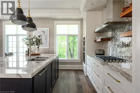 211 Church Street Oakville ON L6J 1N4