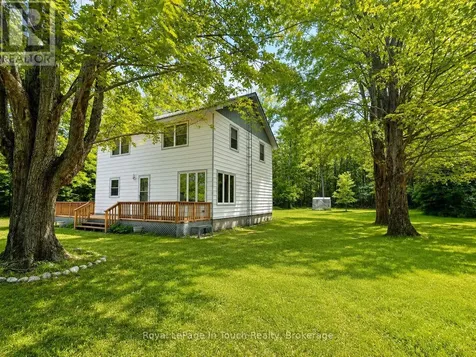 874 Cedar Point Road Tiny ON L9M 0K1