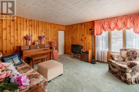 874 Cedar Point Road Tiny ON L9M 0K1