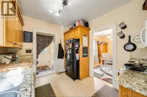 2151 Lincoln Road Windsor ON N8W 2P9