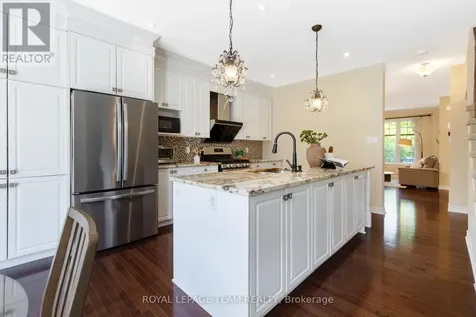 104 Panisset Avenue Ottawa ON K2T 0E2