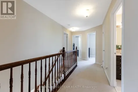 104 Panisset Avenue Ottawa ON K2T 0E2