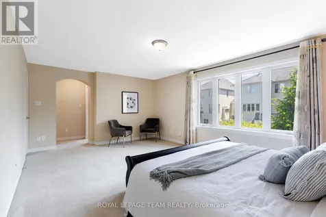 104 Panisset Avenue Ottawa ON K2T 0E2