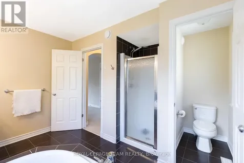 104 Panisset Avenue Ottawa ON K2T 0E2