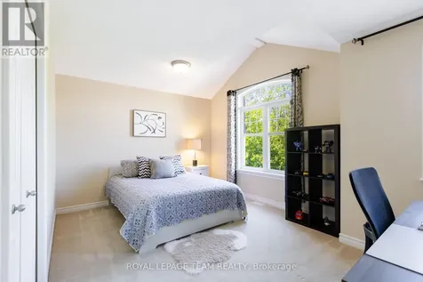 104 Panisset Avenue Ottawa ON K2T 0E2