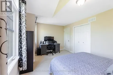 104 Panisset Avenue Ottawa ON K2T 0E2