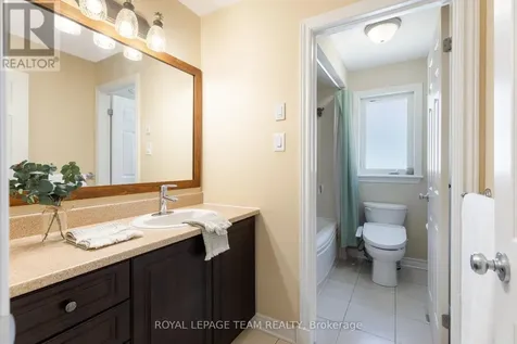 104 Panisset Avenue Ottawa ON K2T 0E2