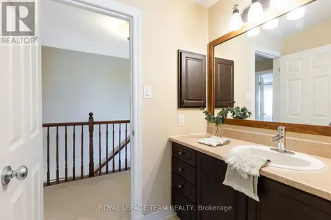 104 Panisset Avenue Ottawa ON K2T 0E2
