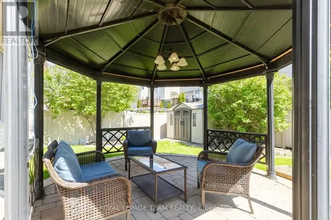 104 Panisset Avenue Ottawa ON K2T 0E2