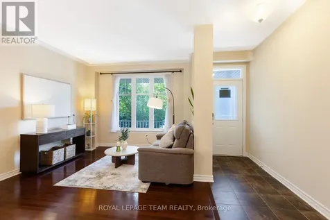 104 Panisset Avenue Ottawa ON K2T 0E2