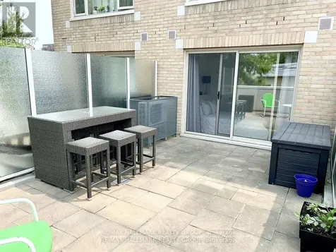 202 St Patrick Street Ottawa ON K1N 5K3