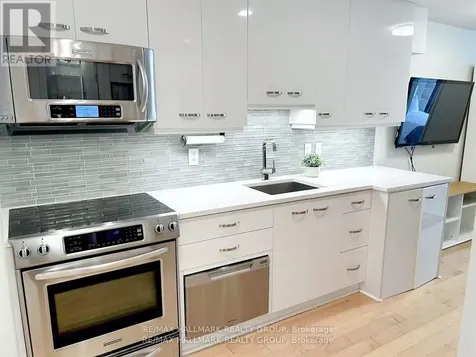 202 St Patrick Street Ottawa ON K1N 5K3