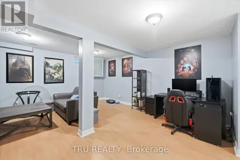3301 Mccarthy Road Ottawa ON K1V 9X5