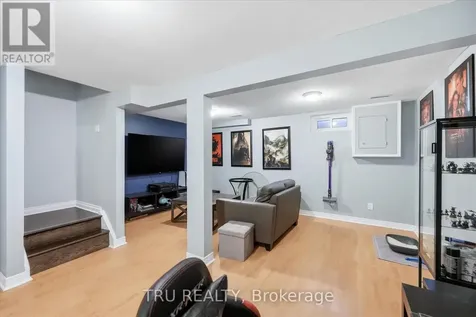 3301 Mccarthy Road Ottawa ON K1V 9X5
