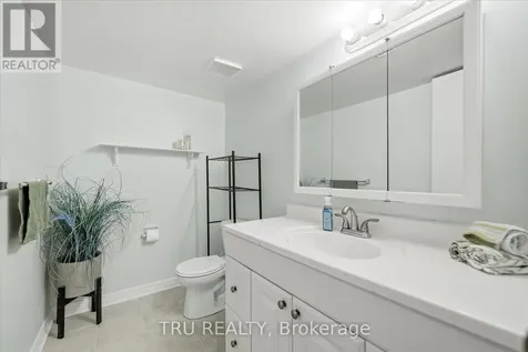 3301 Mccarthy Road Ottawa ON K1V 9X5