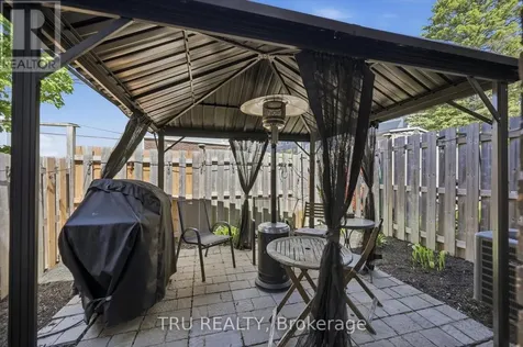 3301 Mccarthy Road Ottawa ON K1V 9X5