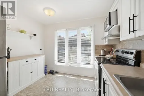 3301 Mccarthy Road Ottawa ON K1V 9X5