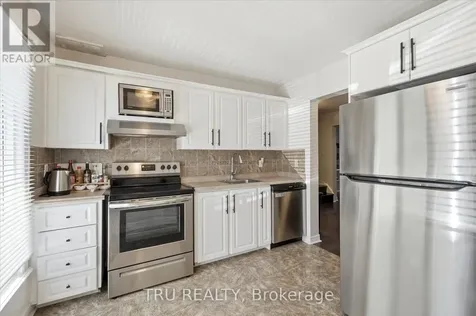 3301 Mccarthy Road Ottawa ON K1V 9X5
