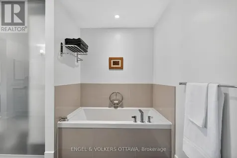131 Holland Avenue Ottawa ON K1Y 3A2