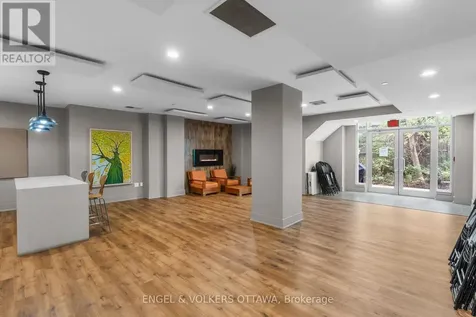 131 Holland Avenue Ottawa ON K1Y 3A2