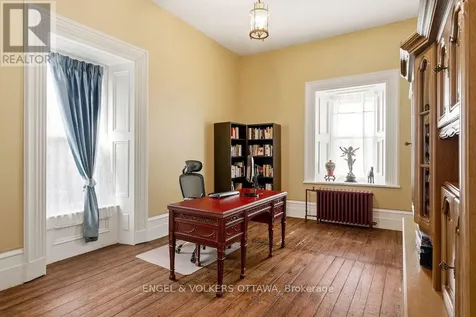 382 Mcgill Street Hawkesbury ON K6A 1R2