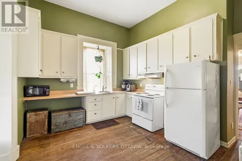 382 Mcgill Street Hawkesbury ON K6A 1R2