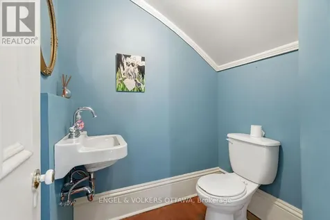 382 Mcgill Street Hawkesbury ON K6A 1R2
