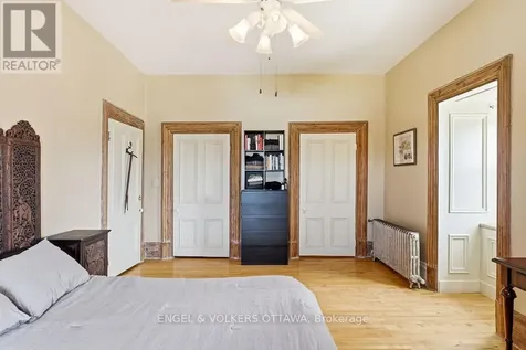 382 Mcgill Street Hawkesbury ON K6A 1R2