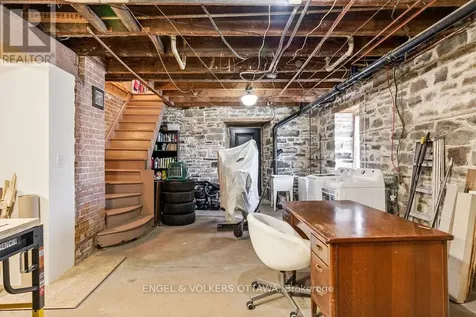 382 Mcgill Street Hawkesbury ON K6A 1R2