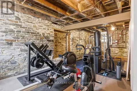 382 Mcgill Street Hawkesbury ON K6A 1R2