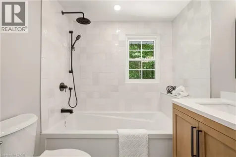 1928 Four Seasons Drive Burlington ON L7P 2Y1