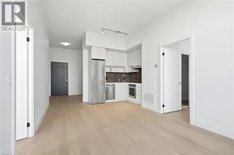 7 Mabelle Avenue Toronto ON M9A 4X7