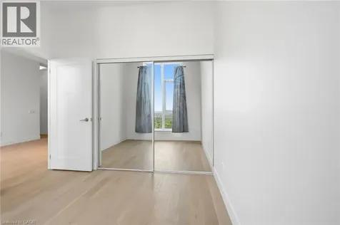 7 Mabelle Avenue Toronto ON M9A 4X7