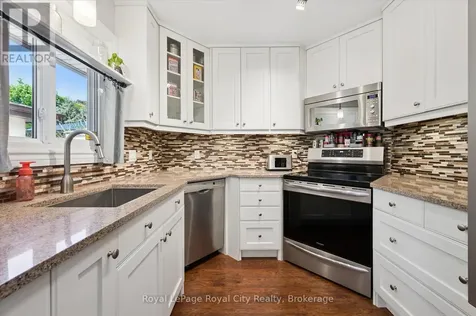 229 Ross Avenue Kitchener ON N2A 1V7