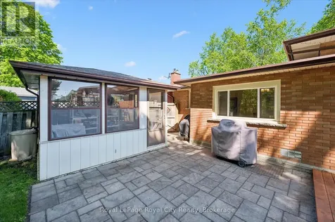 229 Ross Avenue Kitchener ON N2A 1V7