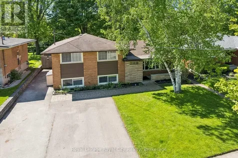229 Ross Avenue Kitchener ON N2A 1V7