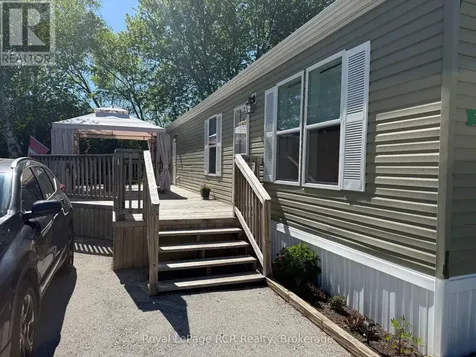 120 Sussex Square Georgian Bluffs ON N4K 5N5