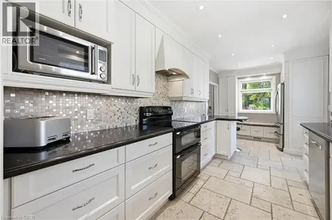 951 Cloverleaf Drive Burlington ON L7T 3Y8