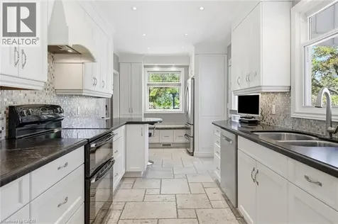 951 Cloverleaf Drive Burlington ON L7T 3Y8