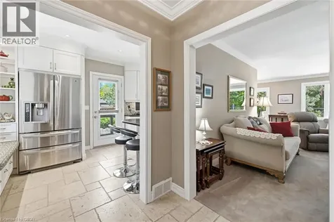 951 Cloverleaf Drive Burlington ON L7T 3Y8