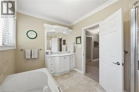 951 Cloverleaf Drive Burlington ON L7T 3Y8