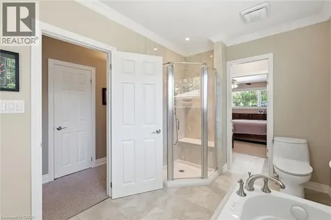 951 Cloverleaf Drive Burlington ON L7T 3Y8