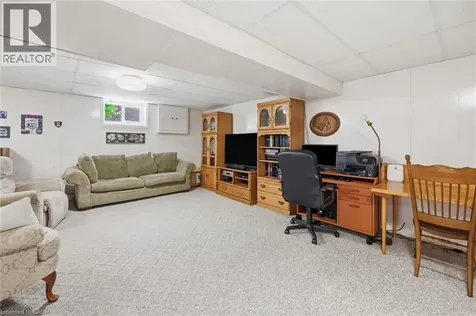 951 Cloverleaf Drive Burlington ON L7T 3Y8