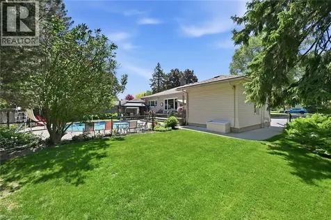 951 Cloverleaf Drive Burlington ON L7T 3Y8