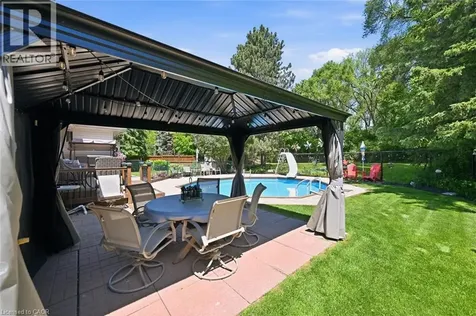 951 Cloverleaf Drive Burlington ON L7T 3Y8