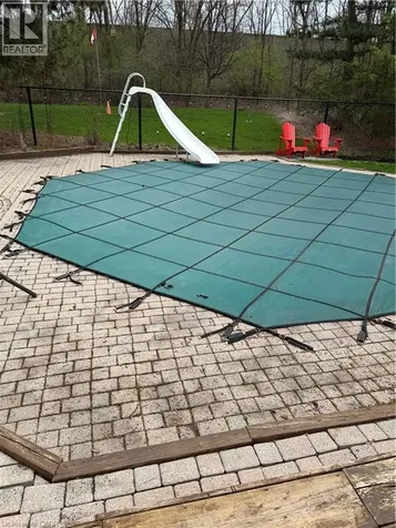 951 Cloverleaf Drive Burlington ON L7T 3Y8